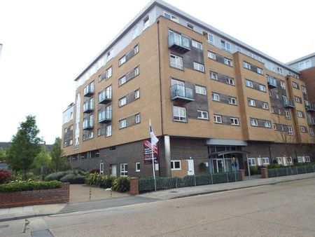 MORELLO QUARTER, BASILDON - Photo 2