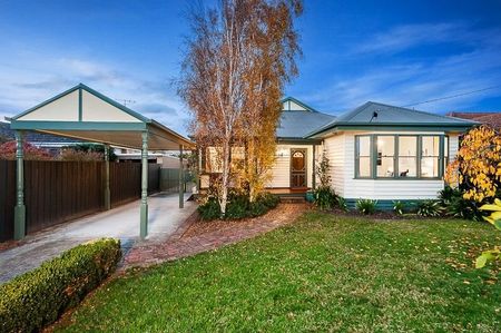 7 England Street, Bentleigh East - Photo 2