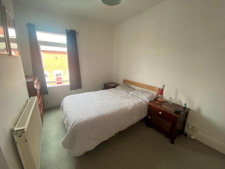 2 Bed Terraced House, Bank Street, B14 - Photo 5