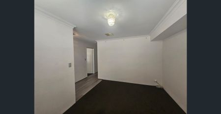 Stunning Family Home - Photo 5