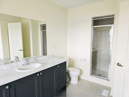 For Lease - 1188 Drinkle Crescent, Oshawa, Ontario - Photo 3