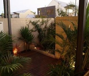 Modern 3 Bedroom Townhouse in Trendy Location! - Photo 6