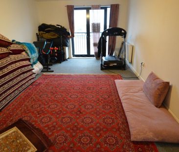 Meadfield Road, Meadfield Road, Slough,SL3 - Photo 1