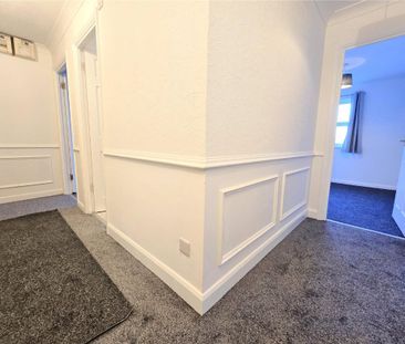 2 bed ground floor flat to rent in Wayletts, Leigh-on-Sea, SS9 - Photo 1