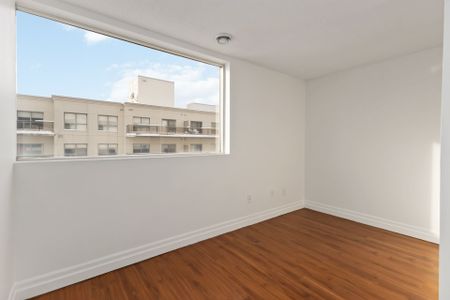 For Lease - 675 RICHMOND Street Unit# 1202, London East, Ontario - Photo 3