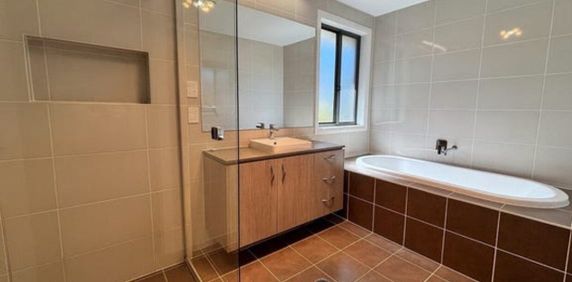 North Ryde - Photo 2