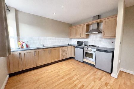 2 bedroom apartment to rent - Photo 5