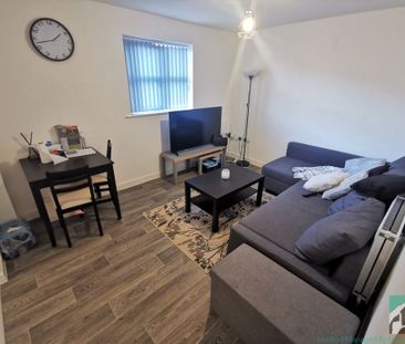 Flat 4 - 16 Cottrell Way, Selly Oak, Birmingham, B29 6UZ - Photo 3