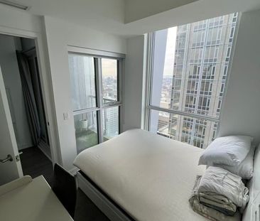 For Lease - 1 Yorkville Avenue Unit# 3702, Toronto, Ontario - Photo 2