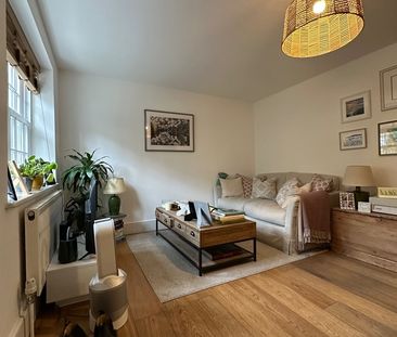 2 Bed Flat, Leighton Road, NW5 - Photo 1