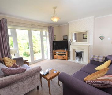 2 bedroom detached bungalow to rent - Photo 3