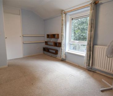 2 bedroom end of terrace house to rent - Photo 3