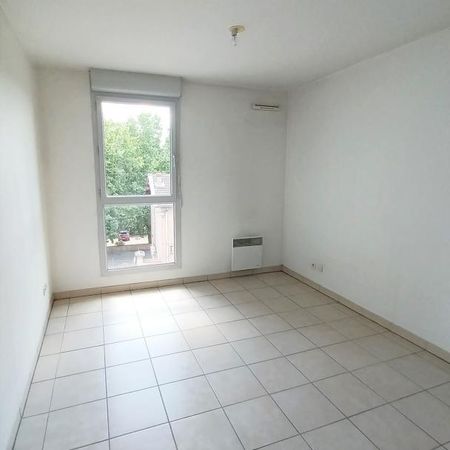 location Appartement T2 DE 44.37m² À GRIGNY - Photo 3