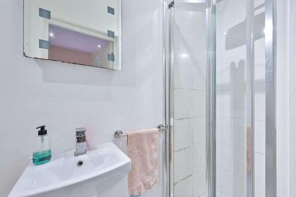 The Old Mill, Gladstone Road, Kingston, KT1 - Photo 1