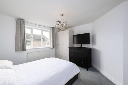 3 bedroom detached house to rent - Photo 2