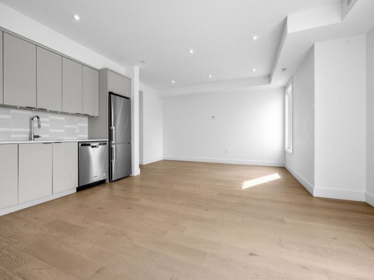 For Lease - 909 Castlefield Avenue Unit# 3, Toronto, Ontario - Photo 1