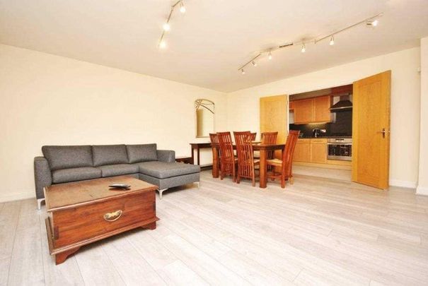 2 bedroom apartment to rent - Photo 1