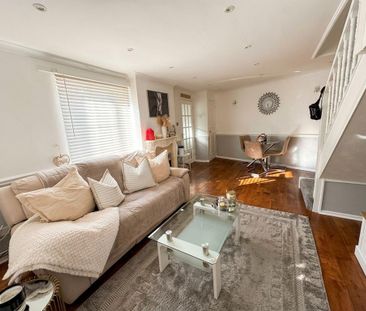 2 bedroom terraced house to rent - Photo 2