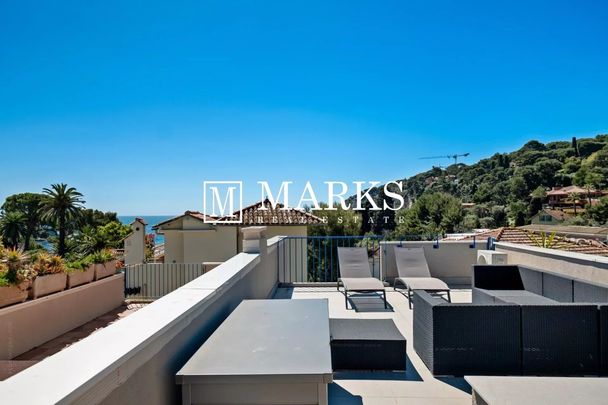 Appartement triplex centrale de 3 chambres avec vue sur la mer - Photo 1