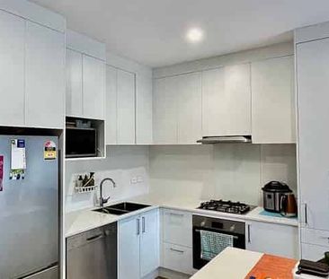 Perfect 3 Bedroom Rental Opportunity - Photo 3