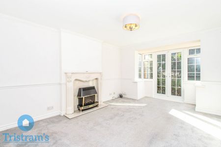 4 bed Detached House for Rent - Photo 4