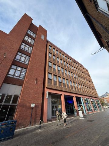 1 bedroom flat to rent - Photo 2