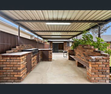 3 Chateau Crescent, St Clair, NSW 2759 - Photo 4