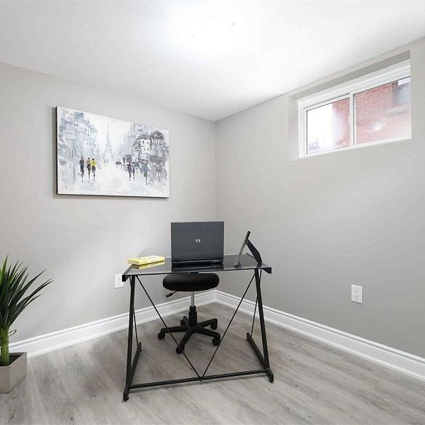 For Lease - 919 Brucedale Avenue Unit# Lower, Hamilton, Ontario - Photo 1