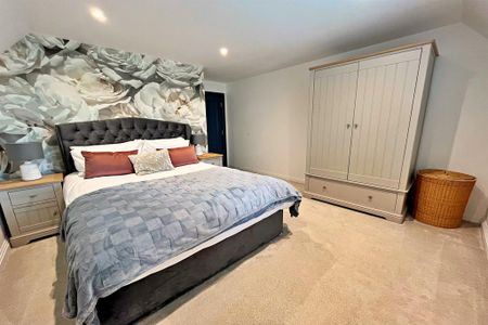 5 bedroom detached house to rent - Photo 5