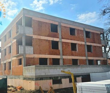 Na prenájom novostavba bytový dom, 1 izbový byt, 43, 17 m2, loggia,... - Photo 4