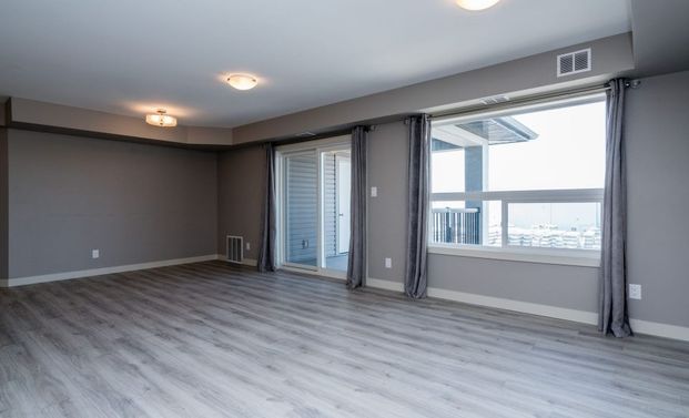 35 Cambridge Way, Steinbach, MB - Photo 1