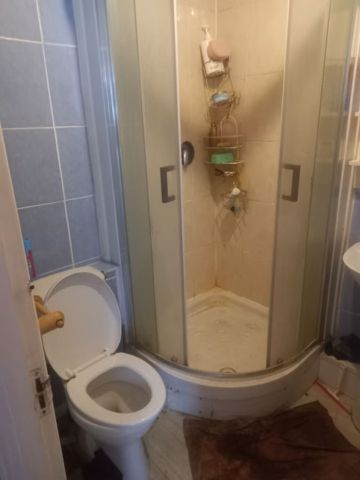 Room in a Shared House, St. Johns Road, E17 - Photo 4