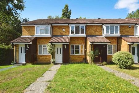 Danziger Way, Borehamwood, WD6 - Photo 2