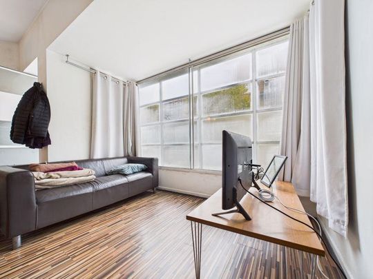 1 bedroom apartment to rent - Photo 1