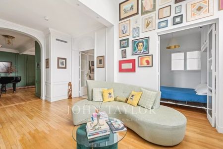 Appartement à louer à Paris 8Ème - Photo 2