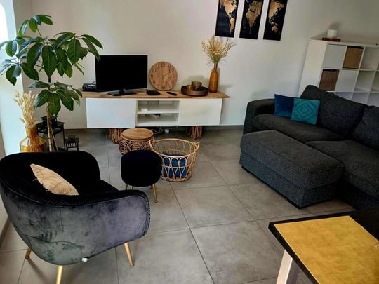 Appartement te huur - Foto 1