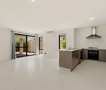 Modern 4 Bedroom Home in a Prime Falcon Location - Photo 5