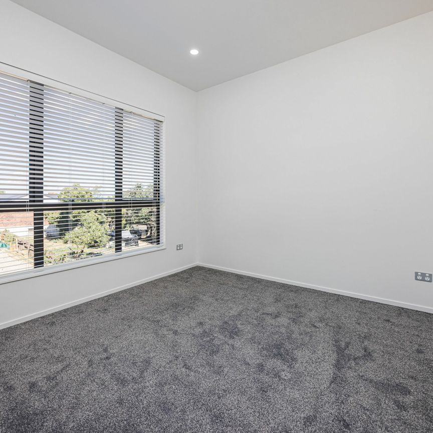 1C Bennett Road Pakuranga -Near New Townhouse - Photo 1