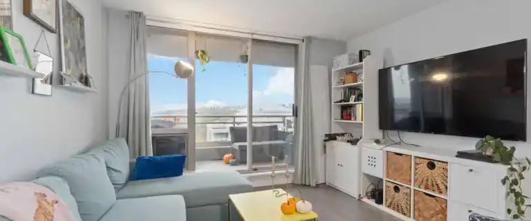 D236 - One-Bedroom Condo with City & Mountain Views – Available Nov 15 | 9633 Manchester Drive, Burnaby - Photo 1