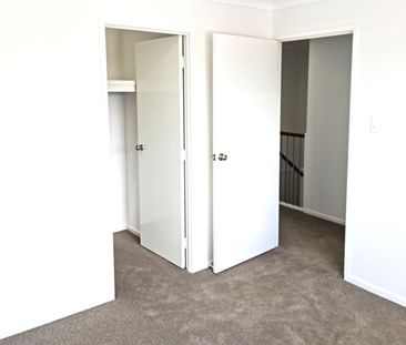AVAILABLE 24/10/25 - 3 BEDROOM - 2 BATHROOM DUCTED AIR-CONDITIONED ... - Photo 6
