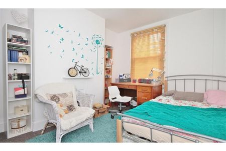 5 bedroom terraced house to rent - Photo 3