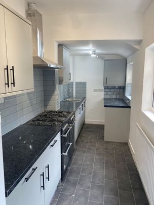 3 Bed Terraced House, Broomfield Road, CV5 - Photo 1