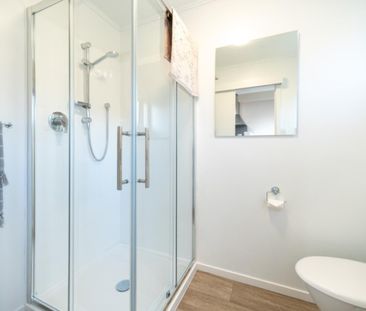 Stylish and low maintenance - Photo 3