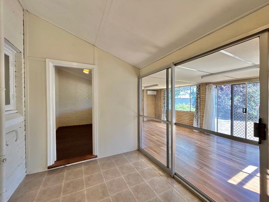 Classic Wembley charm with lifestyle at your doorstep! - Photo 1