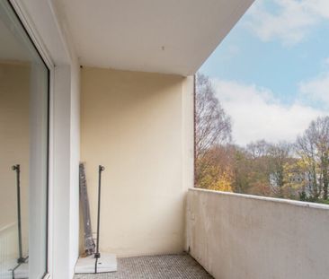 Blömker! Gemütliche 3,5-Zimmer Wohnung mit Loggia zum Entspannen in... - Photo 5