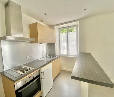 Location Appartement 2 pièces 32m² - Photo 2