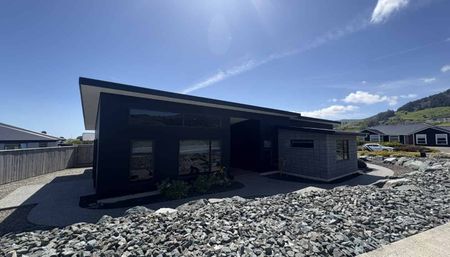 16 Sabine Drive, Richmond - Photo 2