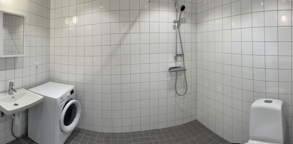 Blåhallonvägen, Strängnäs - Photo 2