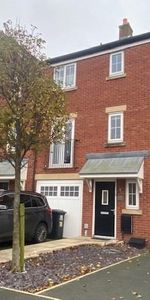 4 bedroom townhouse to rent - Photo 4