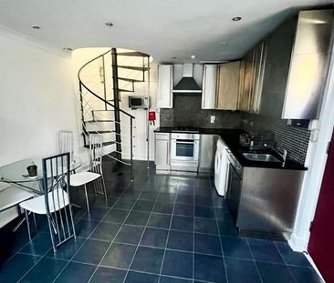 1 Bed Flat, St. Antonys Road, E7 - Photo 3